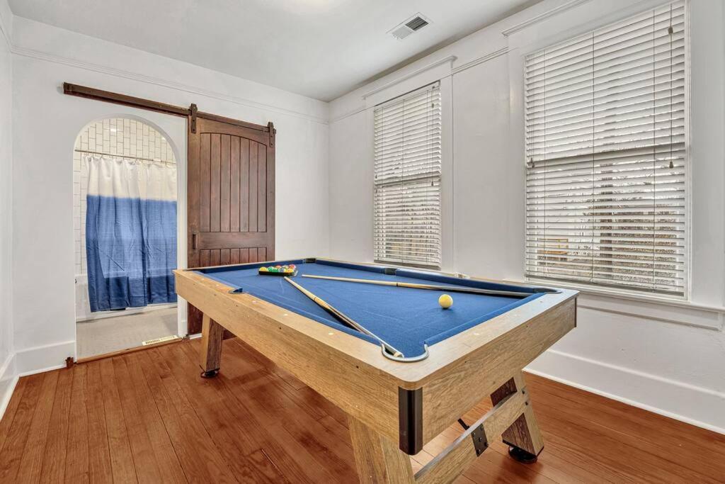 Exquisite Two-Story Home Located In Midtown Memphis Dış mekan fotoğraf
