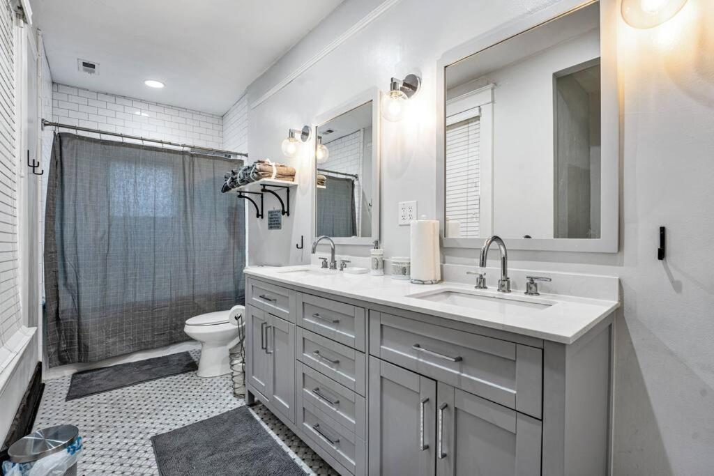 Exquisite Two-Story Home Located In Midtown Memphis Dış mekan fotoğraf